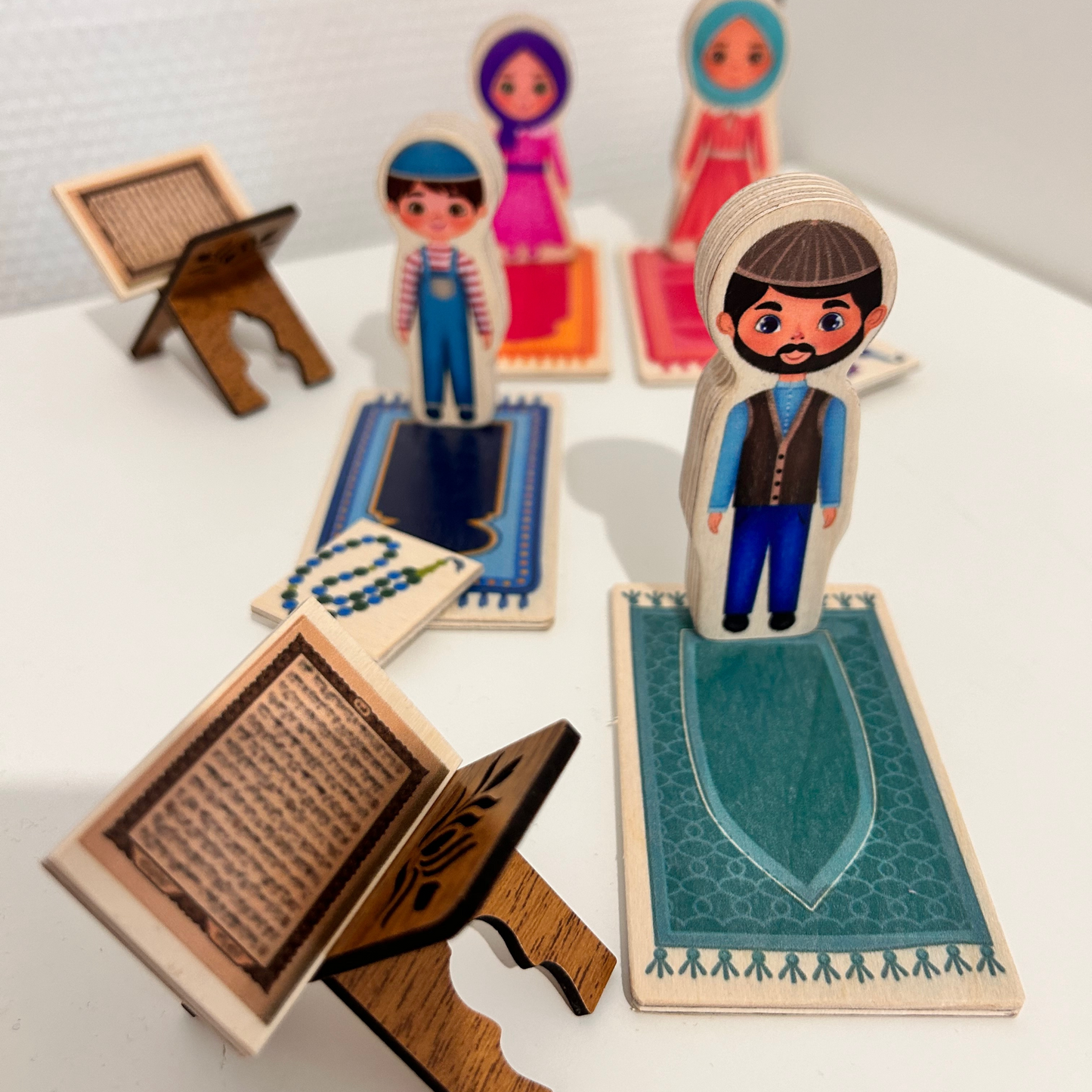 Famille Figurine en Bois